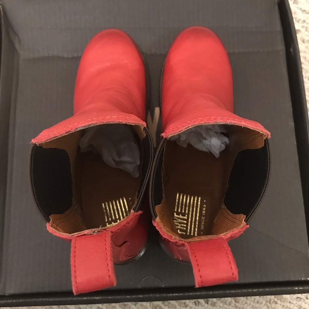 🆕 FRYE red leather sabrina heel ankle boot bootie - Picture 6 of 7